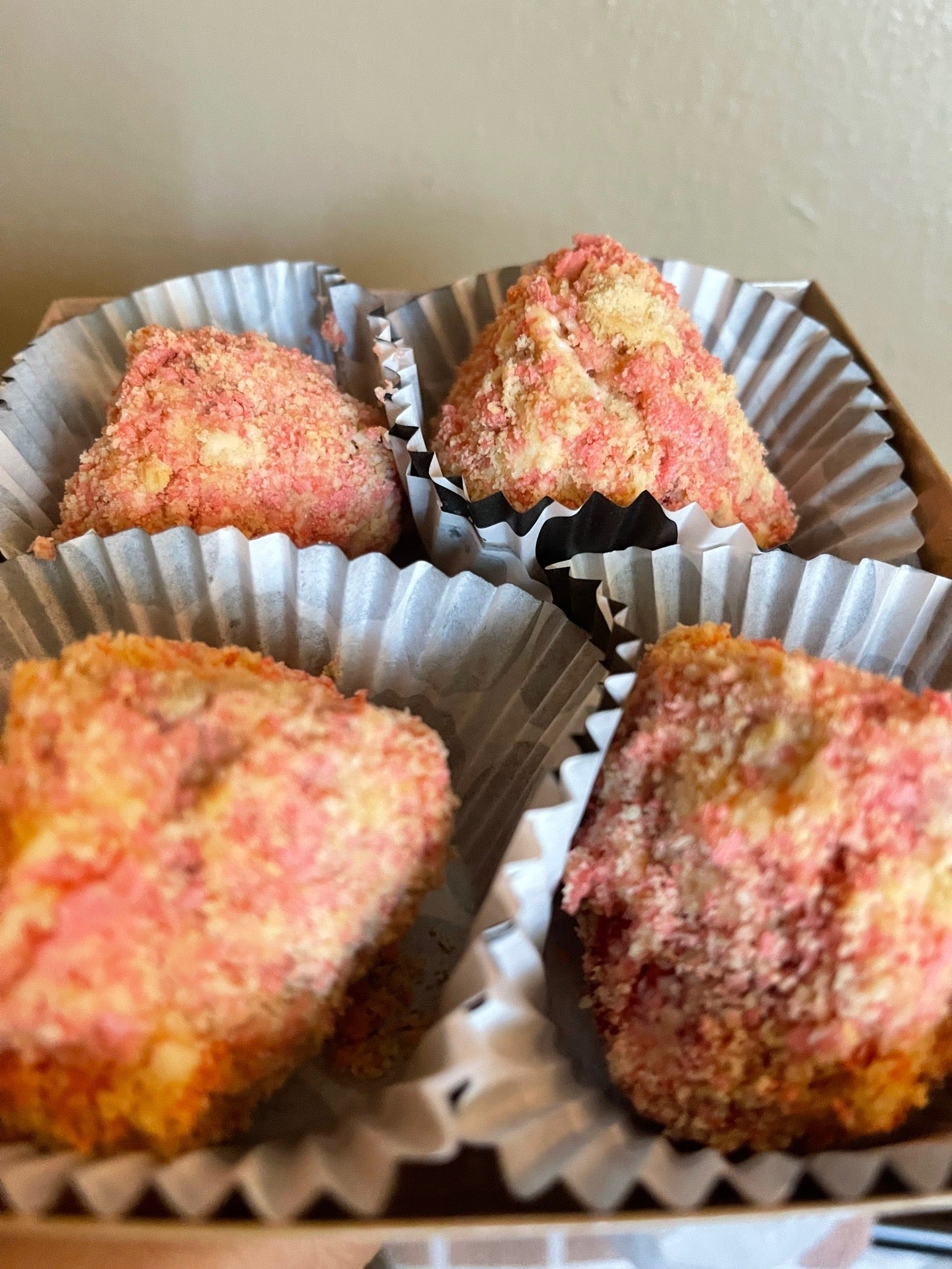 strawberry deviled cheese cake 4pc